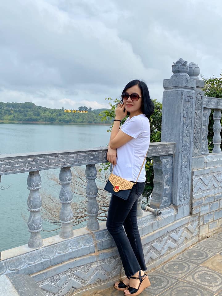 cô chủ Shop Thu Hiền RIORI
