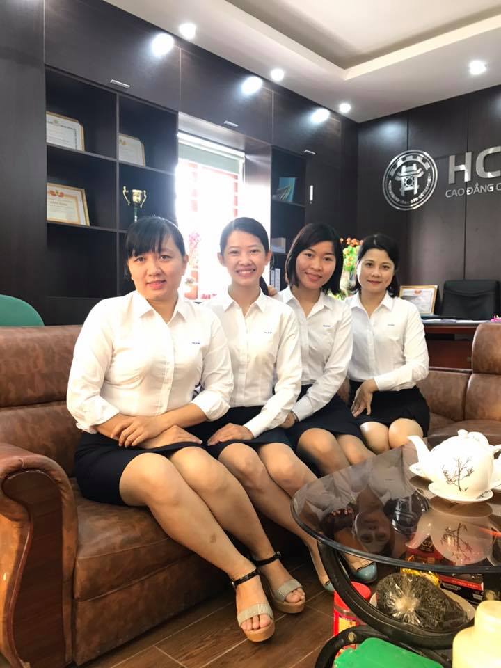 Bác Đỗ Thị Ngọc Dung và cô Lê Thị Chung